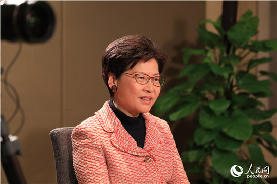 香港特別行政區(qū)行政長(zhǎng)官林鄭月娥在北京接受人民網(wǎng)專(zhuān)訪。人民網(wǎng)記者 賈文婷攝