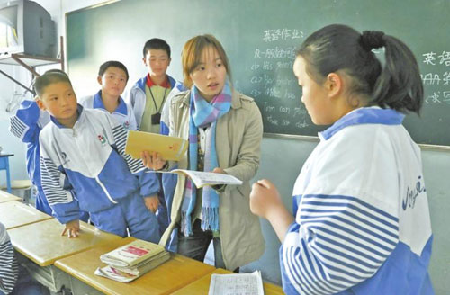 這學期一開學，張學琴在農(nóng)四師一中實習。她說很喜歡當老師的感覺。