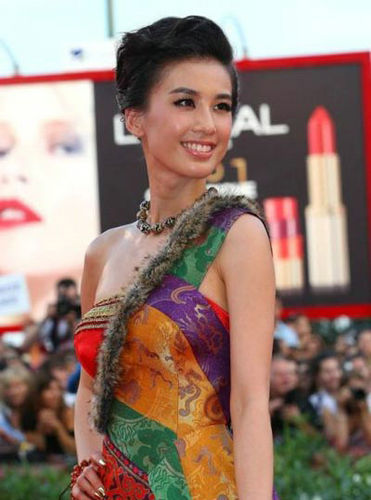 北影?；ㄋ秸占\：每人都有自己獨特的美（圖）