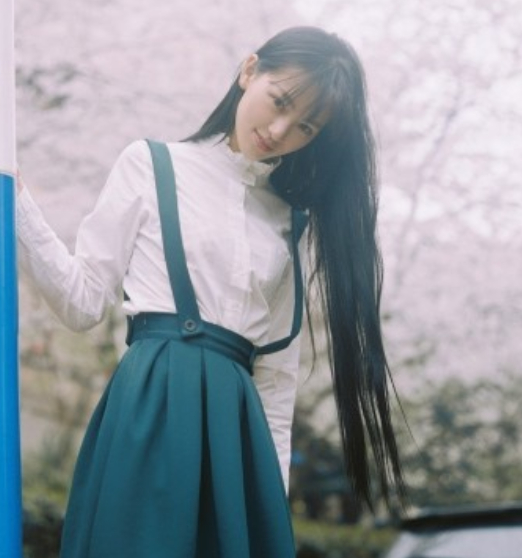 雪糕?；ňW(wǎng)絡(luò)走紅 盤點(diǎn)意外走紅的高校美女（組圖）