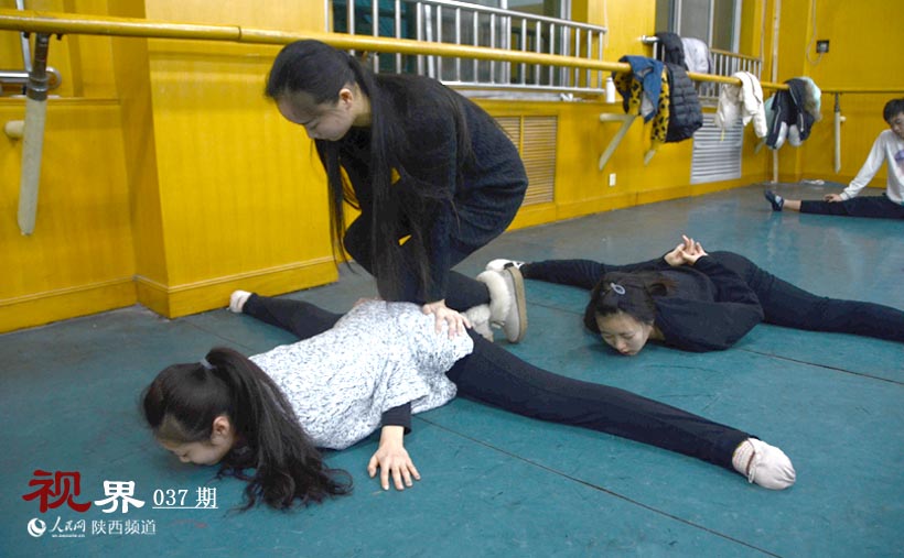 美麗的背后藏著淚水與汗水的酸苦交織，功夫要長在自己身上就不能偷懶。
